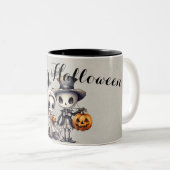 Spooky Ghost Doll en Skeleton Halloween Tweekleurige Koffiemok (Voorkant rechts)