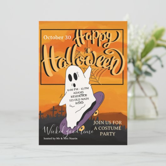 Spooky Ghost Halloween Costume Party Invitation Kaart (Staand voorkant)