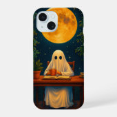 Spooky Ghost Reading onder Full Moon Hoesje iPhone 15 Case (Achterkant)