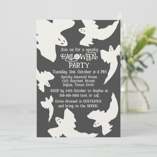  Spooky Ghosts Halloween Feestuitnodiging Kaart (Staand voorkant)