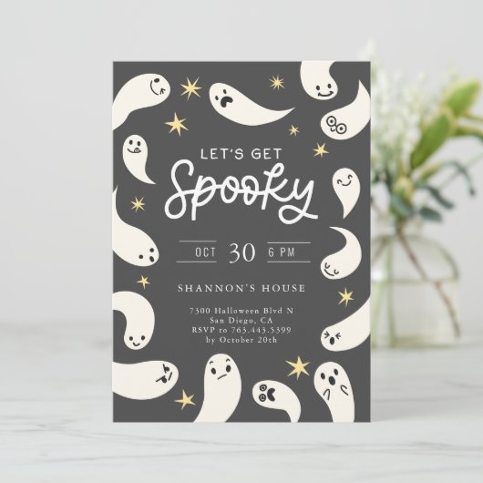 Spooky Ghosts Halloween Party Kaart (Staand voorkant)