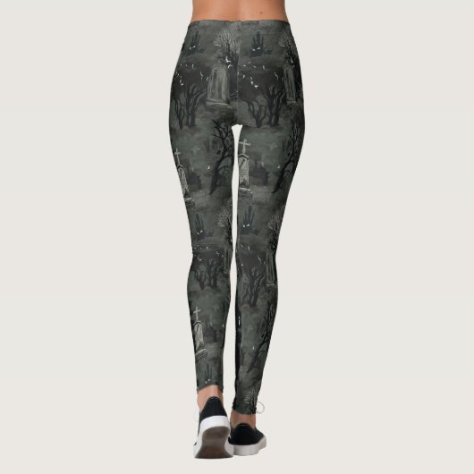 Spooky Graveyard Girl Leggings (Achterkant)