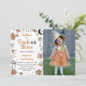 Spooky Halloween 3e verjaardag Party Foto Kaart (Staand voorkant)