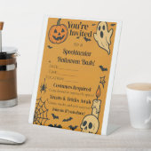 Spooky Halloween Bash Uitnodigen | Geesten en game Reclamebord Met Voetstuk (Insitu)