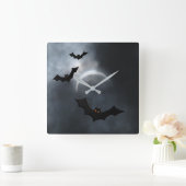 Spooky Halloween Bats in Eclipse Vierkante Klok (Huis)