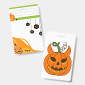 Spooky Halloween Button Pin – Cute Ghost Badge | T (Voor- en achterkant)