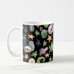 Spooky Halloween: donker handgetekend patroon. Koffiemok