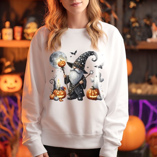 Spooky Halloween Gnome met personeel Tri-Blend Shirt