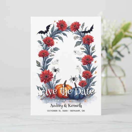 Spooky Halloween Gothic Arch Wedding Save The Date (Staand voorkant)