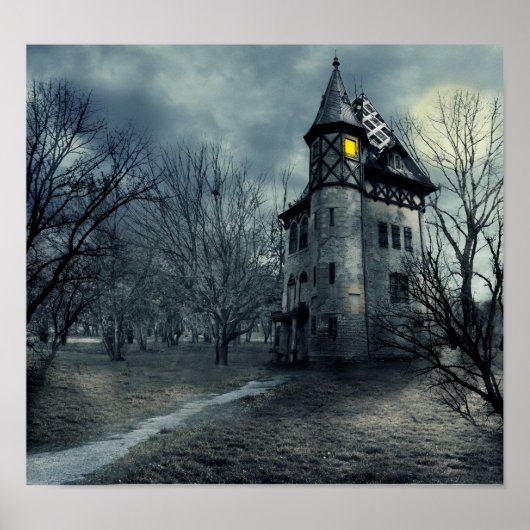Spooky Halloween. Haunhouse op begraafplaats Poster (Voorkant)