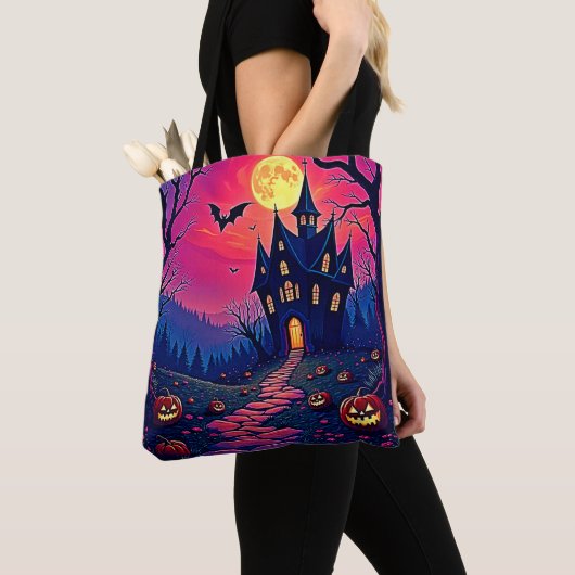 Spooky Halloween Haunted Mansion Art Tote Bag (Dichtbij)