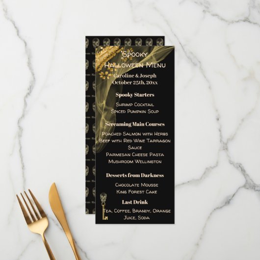 Spooky Halloween Menu met Black, Gold & Skulls (Voorkant / Achterkant in situ)