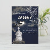 Spooky Halloween met vleermuizen en bewolkte nacht Kaart (Staand voorkant)