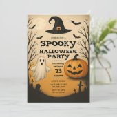 Spooky Halloween Party Invitation Ghost & Pumpkin Kaart (Staand voorkant)