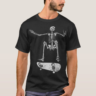 Spooky Halloween party - Skateboardskeleton co T-shirt