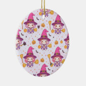 Spooky Halloween Pattern with Pumpkins and witch Keramisch Ornament (Rechts)