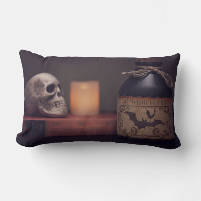 Spooky Halloween Skull en Jug Kussen (Voorkant)