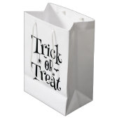 Spooky Halloween Trick or treat geschenktassen - P Medium Cadeauzakje (Voorkant Gekanteld)