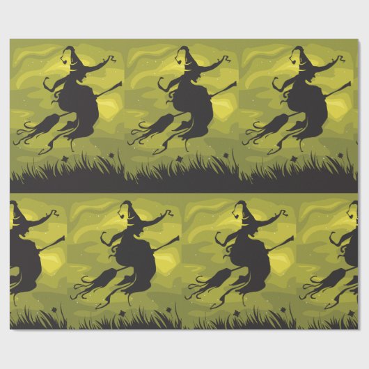 Spooky Halloween Witch Flying on Broomstick Cadeaupapier (Vlak)