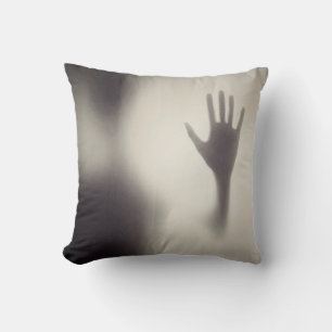 Spooky Hand op het Glass Halloween Sierkussen