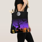 Spooky Haunted Night Halloween Tote Bag (Dichtbij)