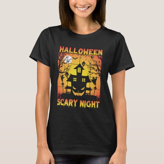 Spooky Haunted Pumpkin Halloween Graphic T-shirt (Voorkant)