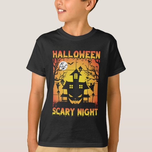 Spooky Haunted Pumpkin Halloween Graphic T-shirt (Voorkant)