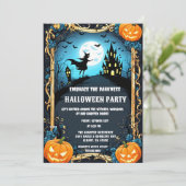 Spooky Haunted Witch House Halloween Party Kaart (Staand voorkant)