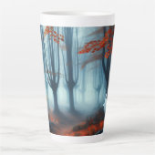 Spooky Herfst bossen met een spook Latte Mok (Voorkant)