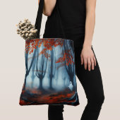 Spooky Herfst bossen met een spook Tote Bag (Dichtbij)
