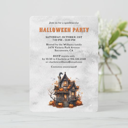 Spooky House Pumpkins Ghost Halloween Party Kaart (Staand voorkant)