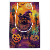Spooky Keeshond Hond Halloween Heks en Pompoen Medium Cadeauzakje (Voorkant)