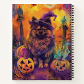 Spooky Keeshond Hond Halloween Heks en Pompoen Notitieboek (Achterkant)