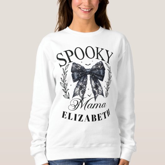 Spooky Mama Halloween Coquette Bow Aangepaste Naam Trui (Voorkant)