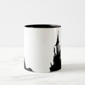 Spooky Mansion Halloween Two-Tone Coffee Mok (Center)