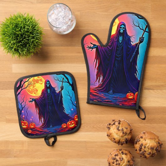 Spooky Moon Death's Call Design Ovenwant & Pannenlap Set (Top down)