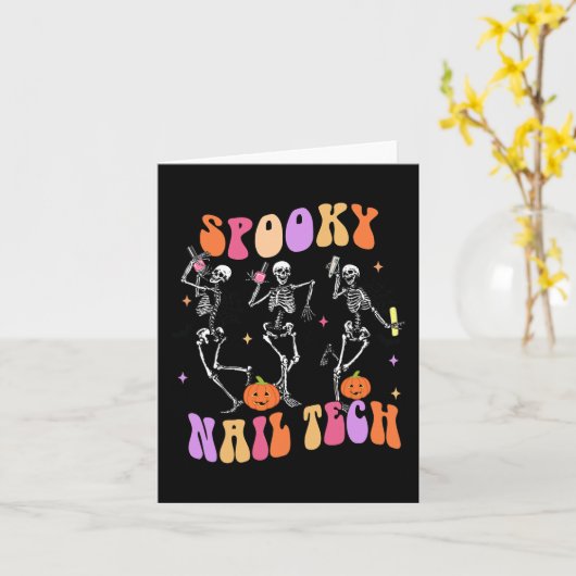 Spooky Nail Tech Fun Skelet Nail Tech Halloween Kaart (Gele Bloem)