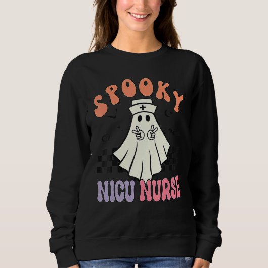 Spooky NICU Nurse Halloween Ghost Retro RN Neonata Trui (Voorkant)