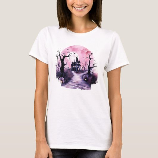 Spooky Nights: Haunted House Design T-shirt (Voorkant)