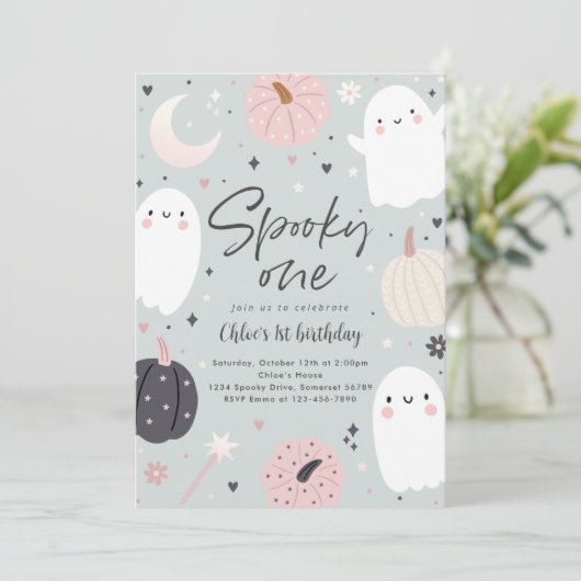 Spooky One Boho Halloween Ghost 1e Verjaardagsfees Kaart (Staand voorkant)