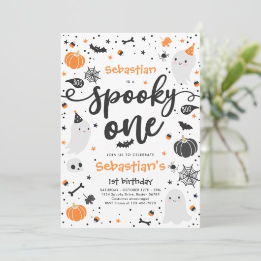 Spooky One Cute Halloween Ghost 1e verjaardag Kaart (Staand voorkant)
