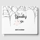 Spooky One | Halloween 1e verjaardag | Minimaal ro Gastenboek (Voorkant)