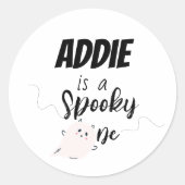 Spooky One | Halloween 1e verjaardag | Minimaal ro Ronde Sticker (Voorkant)