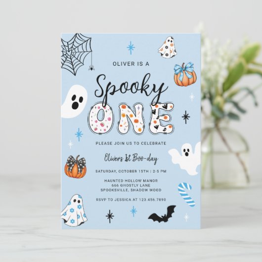 Spooky One Halloween Eerste Verjaardag uitnodiging (Staand voorkant)