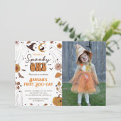 Spooky One Halloween Eerste Verjaardagsfeestfoto Kaart (Staand voorkant)