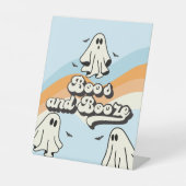 Spooky One Retro Ghost Verjaardag Booze Reclamebord Met Voetstuk (Voorkant)