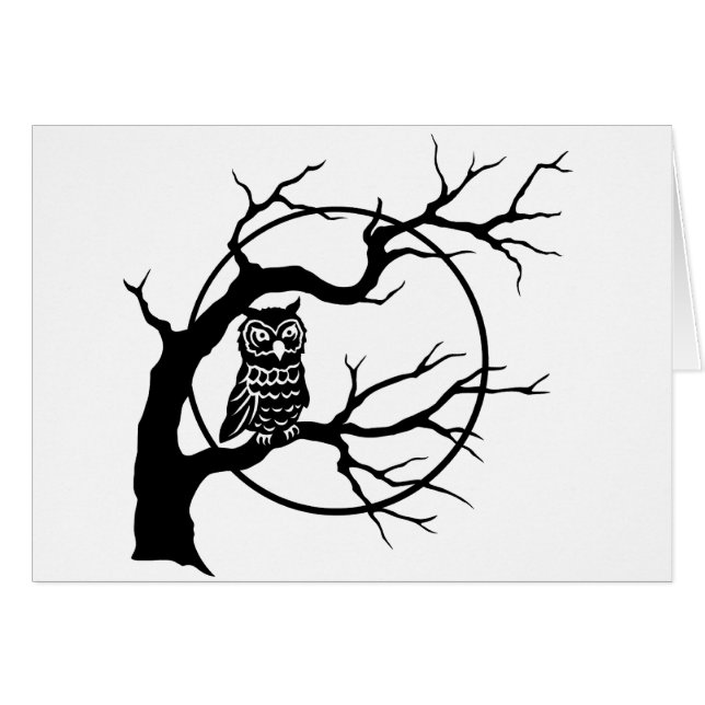 Spooky Owl in de boom (Voorkant Horizontaal)