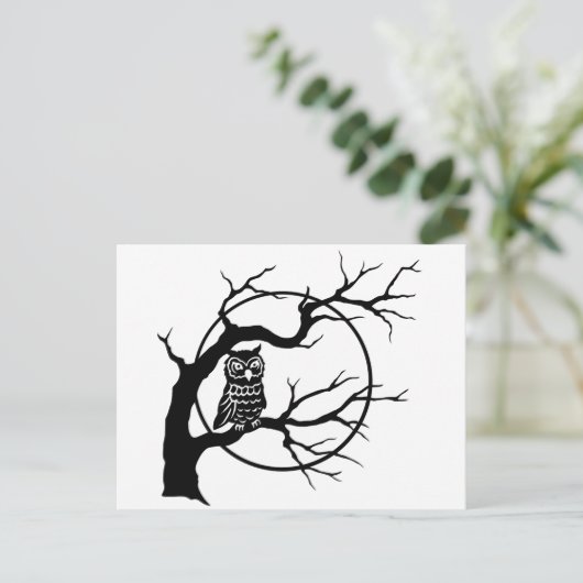 Spooky Owl in de boom Briefkaart (Staand voorkant)