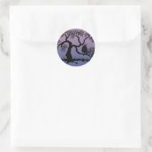 Spooky Owl In Tree Ronde Sticker (Tas)