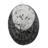 Spooky Ravens Vliegen tegen de Volle Maan Dartbord (Voorkant Rechts)